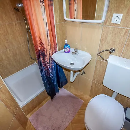 House Levanat * Kakma